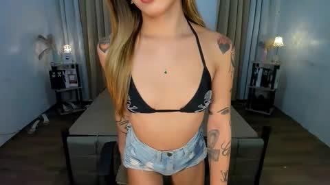 Snapshot of fascinatingtransvalerie chatting on 10.03.25 fascinatingtransvalerie online show from 10.03.25