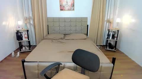 Snapshot of fascinatingtransvalerie chatting on 10.05.25 fascinatingtransvalerie online show from 10.05.25