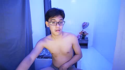 Snapshot of fastfucker_22 chatting on 03.09.25 fastfucker_22 online show from 03.09.25