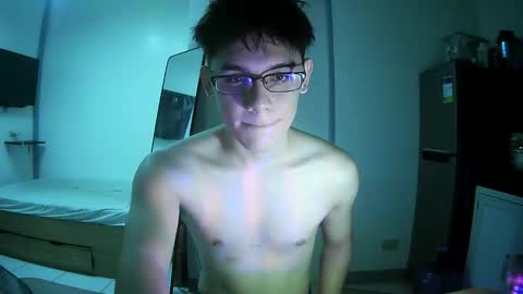 Snapshot of fastfucker_22 chatting on 02.22.26 fastfucker_22 online show from 02.22.26