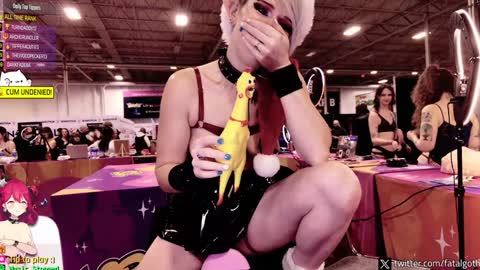 Snapshot of fatalgoth chatting on 12.07.24 Lily Waifu online show from 12.07.24