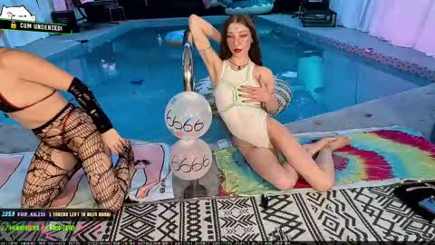  Lily  Waifu  online show from 06.07.26