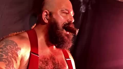 Snapshot of fatredneckpapa chatting on 11.17.25 FAT PAPA online show from 11.17.25