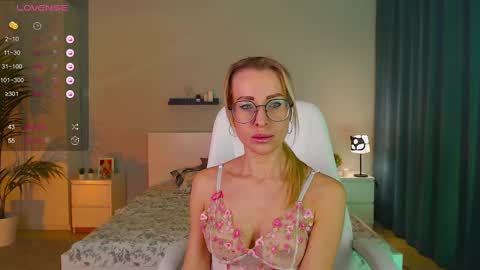 Fay online show from 02.09.25