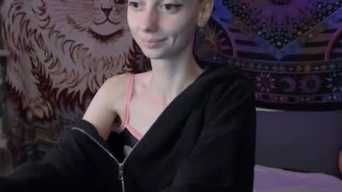 Snapshot of fayebae3 chatting on 10.07.25 Mossfairy online show from 10.07.25