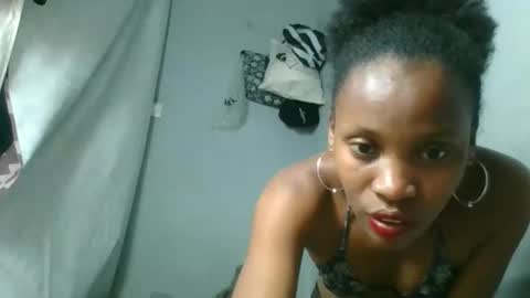 fayence09 online show from 09.17.25