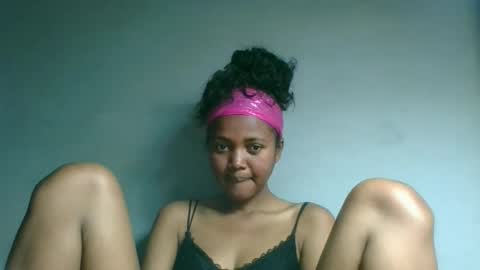 fayence09 online show from 09.25.25