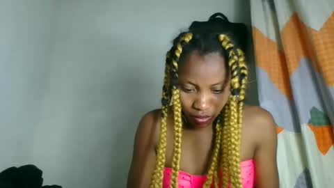 fayence09 online show from 10.04.25