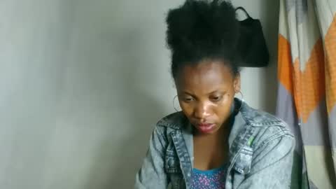 fayence09 online show from 10.14.25