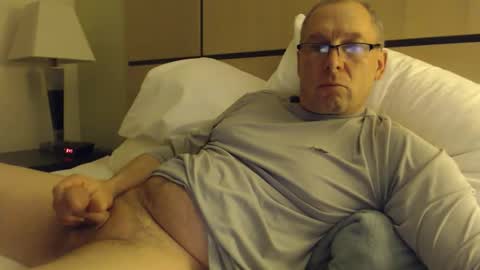 Snapshot of fdguy44 chatting on 04.11.26 K online show from 04.11.26