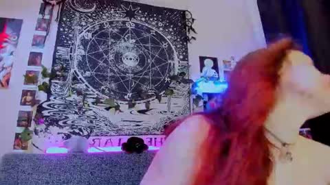 Snapshot of fearlessdiva_x chatting on 06.18.26 Diva online show from 06.18.26