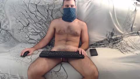 Snapshot of fede0847 chatting on 09.27.25 Fede0847 online show from 09.27.25