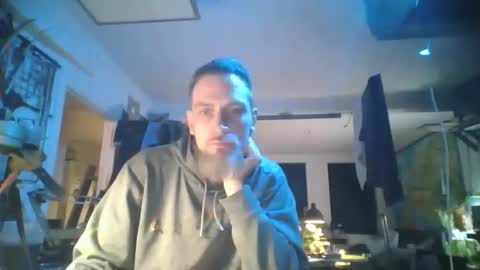 Snapshot of feelfemdom chatting on 10.30.25 feelfemdom online show from 10.30.25