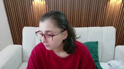 Snapshot of feelina_firesoul chatting on 06.17.26 Feelena online show from 06.17.26