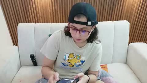 Snapshot of feelina_firesoul chatting on 06.30.26 Feelena online show from 06.30.26