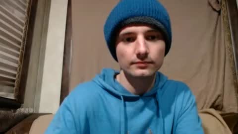 Snapshot of feelingverynaughty chatting on 12.30.24 ask me online show from 12.30.24