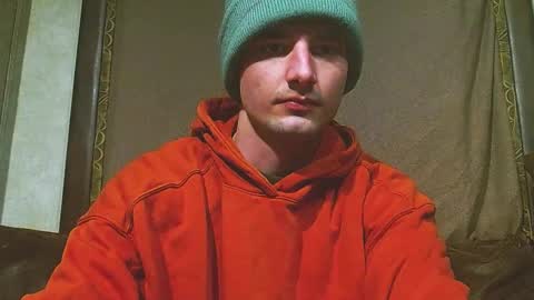 Snapshot of feelingverynaughty chatting on 01.24.25 ask me online show from 01.24.25