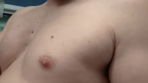 Snapshot of feelnswell424 chatting on 03.11.25 Nick online show from 03.11.25