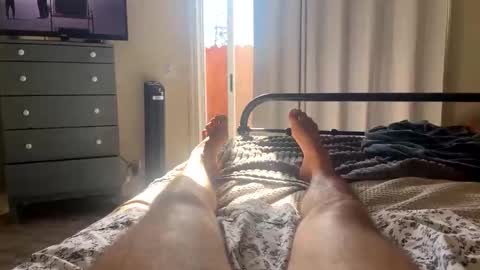 FEETOMINES online show from 10.11.25