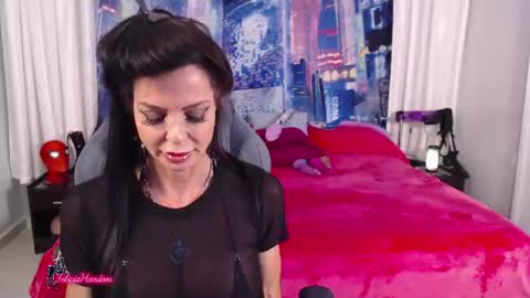 Snapshot of feliciahardon chatting on 07.14.26 Felicia Hardon online show from 07.14.26