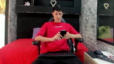 Snapshot of felipe_fiire chatting on 05.11.26 felipe fiire online show from 05.11.26