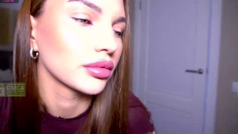 Snapshot of felissiany chatting on 06.22.26 Hello im Nova online show from 06.22.26