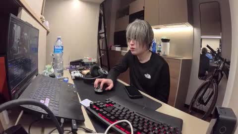 felix0420 online show from 03.29.26