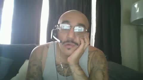 Snapshot of felixrlarios25 chatting on 05.01.26 felixrlarios25 online show from 05.01.26