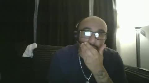 Snapshot of felixrlarios25 chatting on 05.28.26 felixrlarios25 online show from 05.28.26