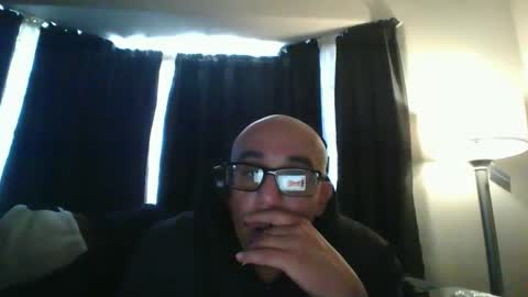 Snapshot of felixrlarios25 chatting on 05.28.26 felixrlarios25 online show from 05.28.26