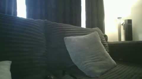 Snapshot of felixrlarios25 chatting on 05.30.26 felixrlarios25 online show from 05.30.26