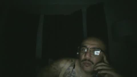 Snapshot of felixrlarios25 chatting on 05.31.26 felixrlarios25 online show from 05.31.26