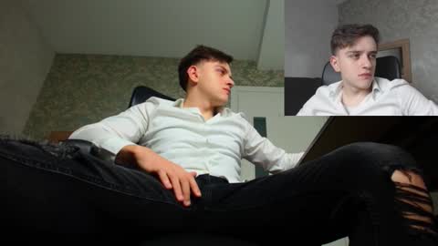 Snapshot of felixstark chatting on 10.18.25 FelixStark online show from 10.18.25