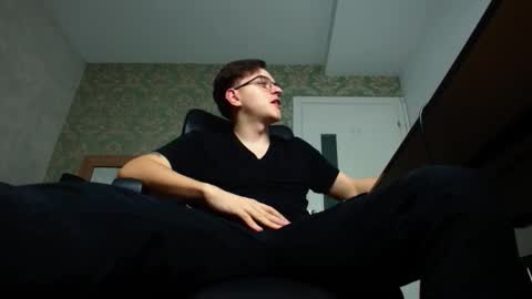 Snapshot of felixstark chatting on 10.23.25 FelixStark online show from 10.23.25