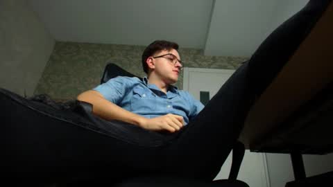 Snapshot of felixstark chatting on 10.29.25 FelixStark online show from 10.29.25