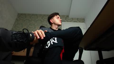 Snapshot of felixstark chatting on 11.05.25 FelixStark online show from 11.05.25