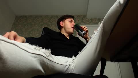 Snapshot of felixstark chatting on 11.15.25 FelixStark online show from 11.15.25