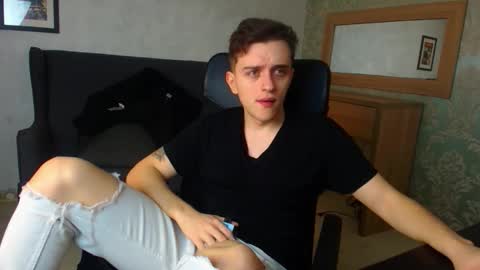 Snapshot of felixstark chatting on 12.03.25 FelixStark online show from 12.03.25