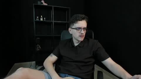 Snapshot of felixstark chatting on 05.12.26 FelixStark online show from 05.12.26