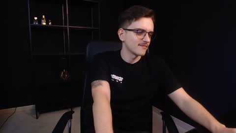 Snapshot of felixstark chatting on 05.15.26 FelixStark online show from 05.15.26