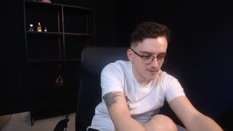 Snapshot of felixstark chatting on 05.16.26 FelixStark online show from 05.16.26