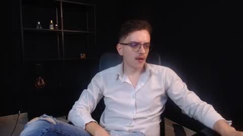 Snapshot of felixstark chatting on 05.21.26 FelixStark online show from 05.21.26