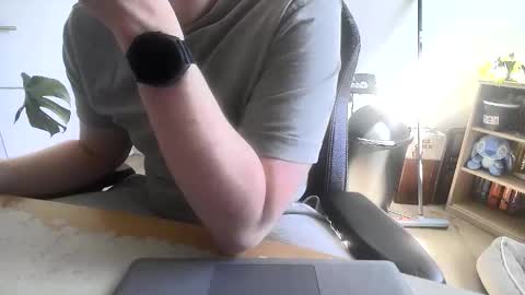 fem_alice_louis_dom online show from 04.29.26