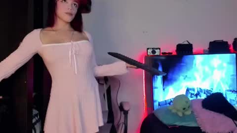 Snapshot of fem_boy6 chatting on 02.26.25 fem_boy6 online show from 02.26.25