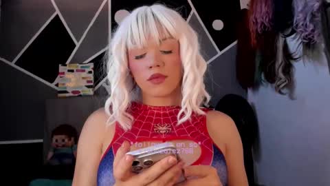 Snapshot of fem_boy6 chatting on 11.02.25 fem_boy6 online show from 11.02.25