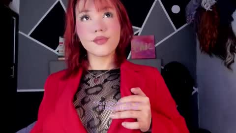 Snapshot of fem_boy6 chatting on 11.17.25 fem_boy6 online show from 11.17.25