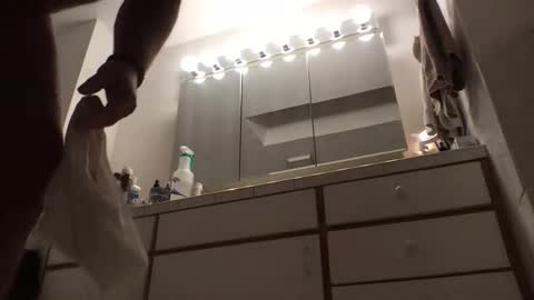 Snapshot of femdomisgood chatting on 12.02.25 Femdomisgood online show from 12.02.25