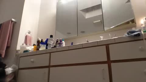 Snapshot of femdomisgood chatting on 12.18.25 Femdomisgood online show from 12.18.25