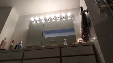 Snapshot of femdomisgood chatting on 01.12.26 Femdomisgood online show from 01.12.26