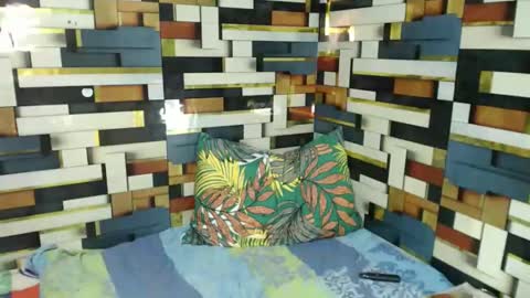 feminine_tsx online show from 11.29.25